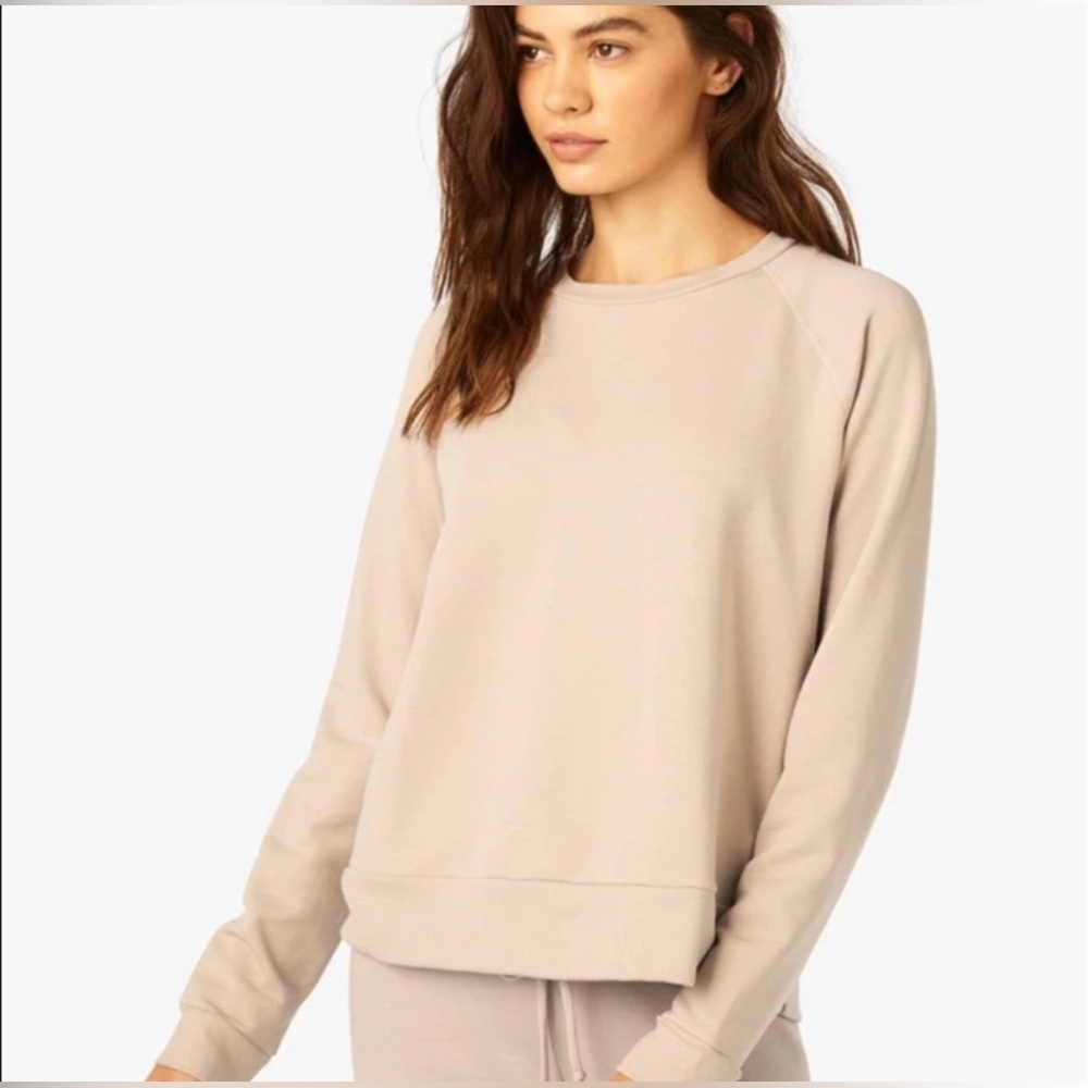 NWT Beyond Yoga Cozy Fleece™ Favorite Raglan Crew Sweatshirt - Picture 9 of 14